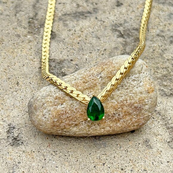 18K Gold Plated Green Crystal Necklace Bracelet Set - Picture 3 of 7